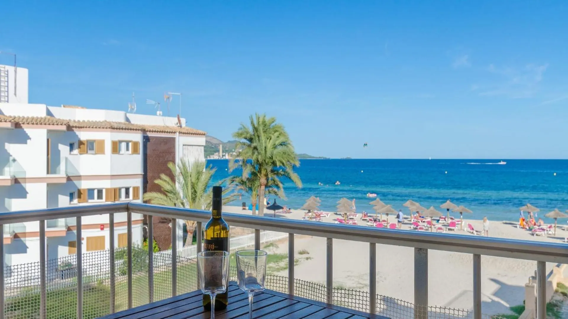 Apartment In Port D'Alcudia بلايا ذي مورو بيت للعطل
